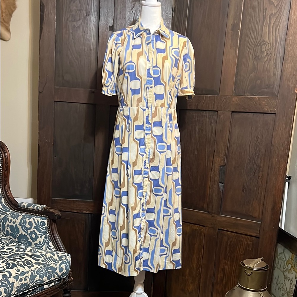 J. McMaughlin Cream and Blue Buttoned Tiered Midi Dress
